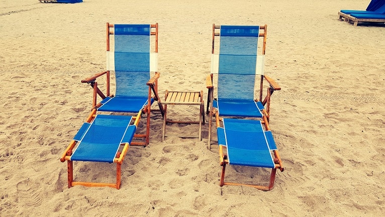 folding chairs useful for outdoors